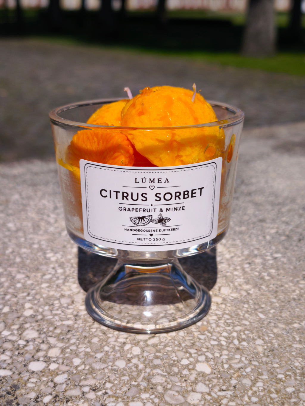 LÚMEA Citrus Sorbet Duftkerze – Grapefruit & Minze | 100 % Sojawachs | Handgegossen | 250 g