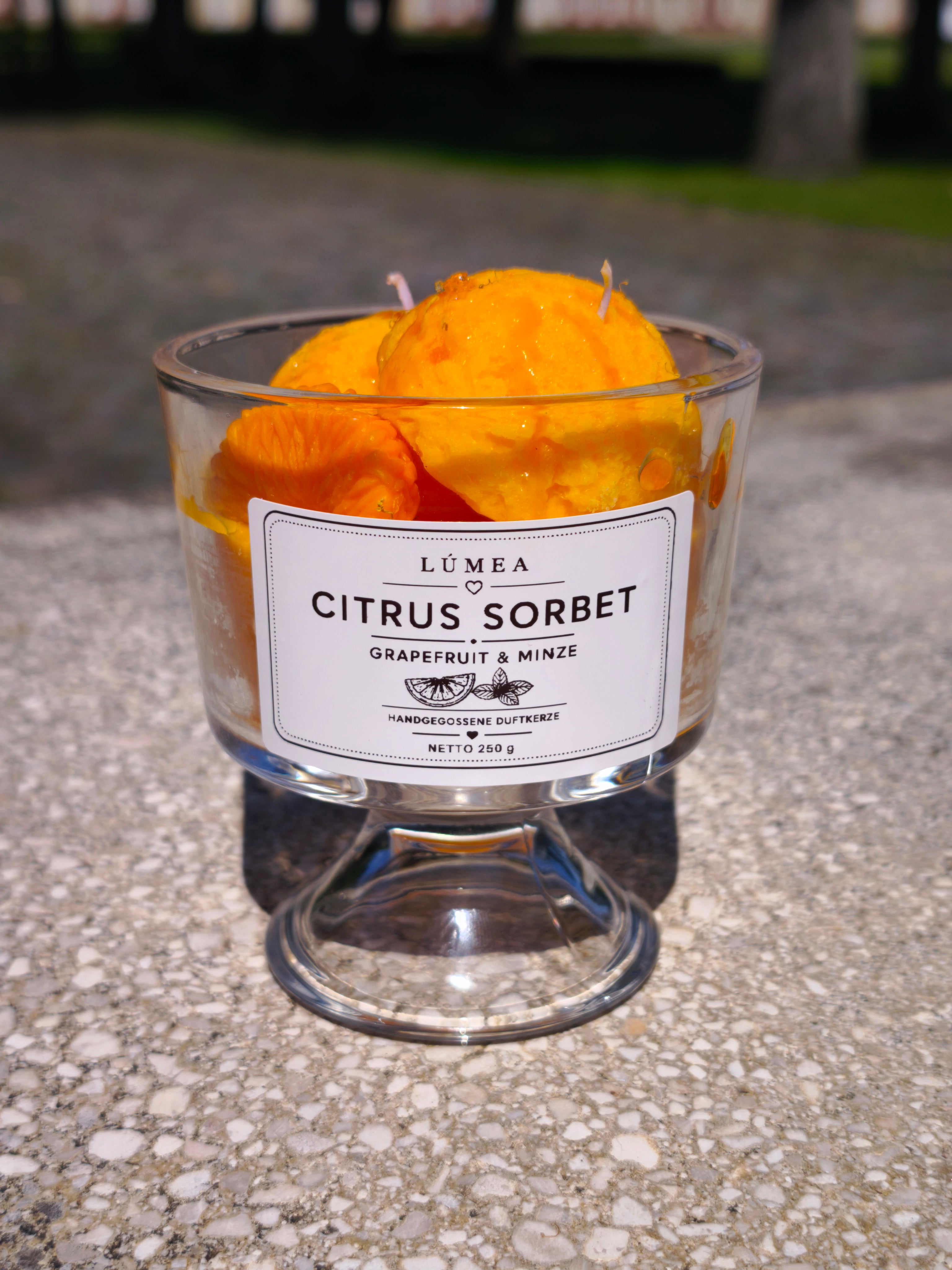 LÚMEA Citrus Sorbet Duftkerze – Grapefruit & Minze | 100 % Sojawachs | Handgegossen | 250 g